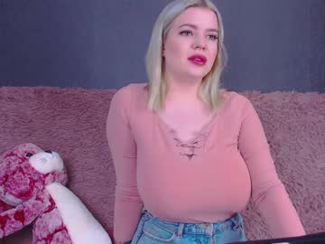 girl blondiebetsy image #731473
