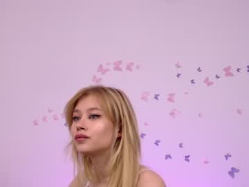 girl shycinderella image #1534214