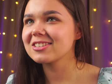 girl helenmoors image #4947949