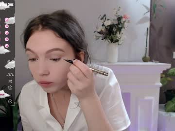 girl small_blondee image #2695530