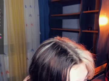 girl deliaderrick image #6427385