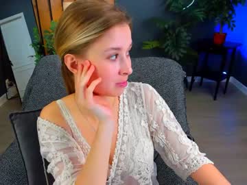 girl milablush image #4538975