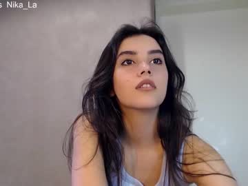 girl nika_la_sun image #4087131