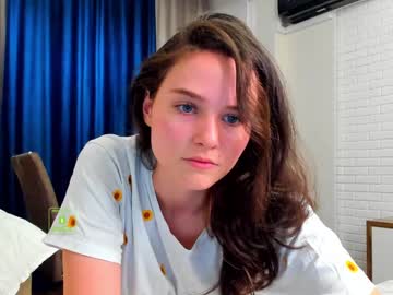 girl demurelixir image #2601068
