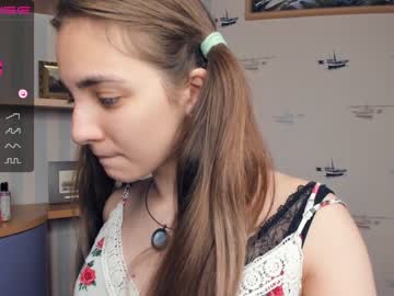 girl shy_media image #4402946