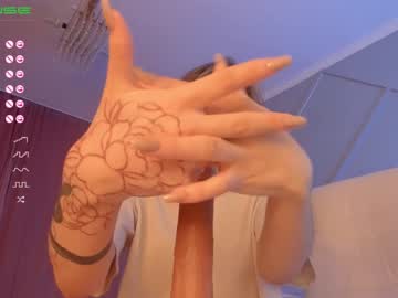 girl aerri_lee image #1588099