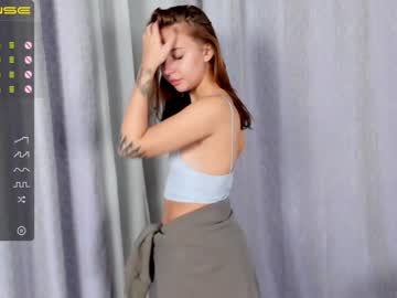 girl reginaleslie image #2987658