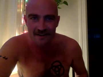 man samuelhamilton3369 image #2675666