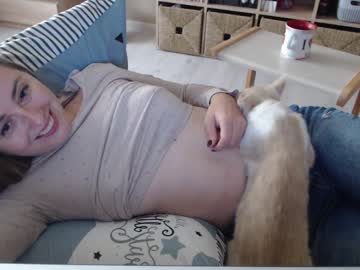 girl juicy_peach88 image #2532710