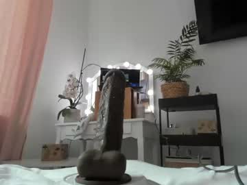 girl parisbaby01 image #6768331