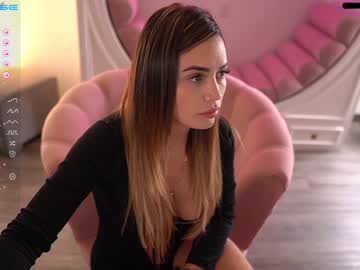 girl ashlyeroberts1 image #2741208