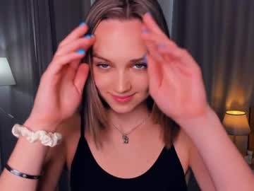 girl maebulkley image #6720225