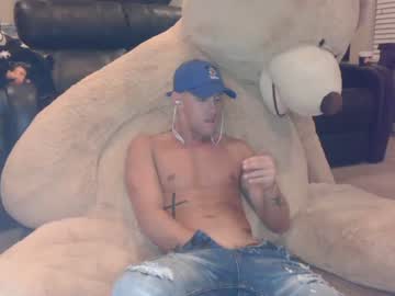 man gorilla_glue777 image #1008117