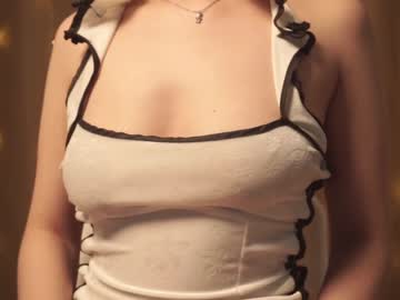 girl helenmoors image #4124392