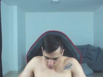 man willhottwil1 image #6042570