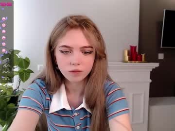 girl small_blondee image #1808346