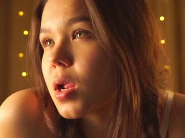 girl helenmoors image #4261957