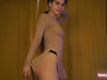 girl plump_bums image #3483456
