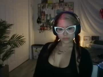 girl 40ozgoomba image #5425702