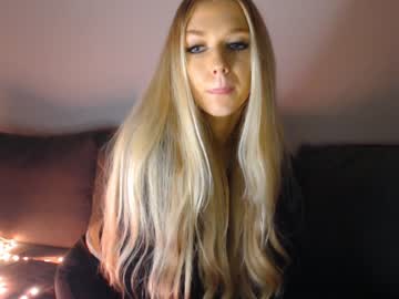 girl pervyblonde image #647333