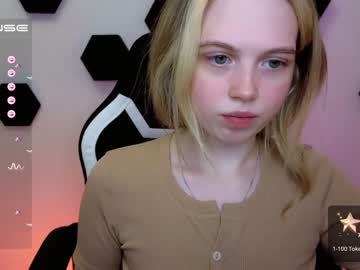 girl small_blondee image #4351424