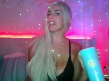 girl catberg image #1956557