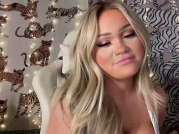 girl ari_02 image #5726487