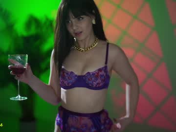 girl excitease image #2680413