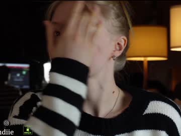 girl bestblondiiecb image #6537143