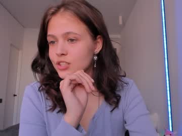 girl adriana_hill image #2110827