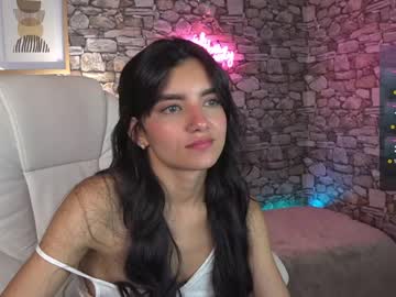 girl pookie_poo image #5739462