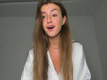 girl coy_amina image #2101936