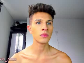 man kevin_ahs image #3760768