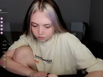 girl small_blondee image #5526525