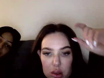 sisterbonding sex webcam