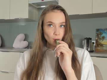 girl miaaperry image #3780765