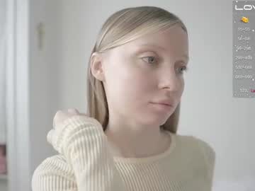 girl pureangeldolores image #5943416
