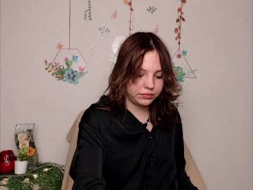 girl lalitacry image #3621006