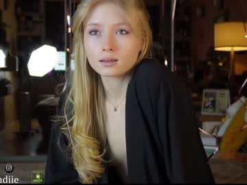 girl bestblondiiecb image #6325416