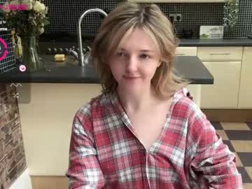 girl lucydelovely image #3987333