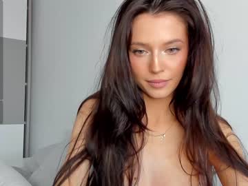 girl _isiah image #6540620