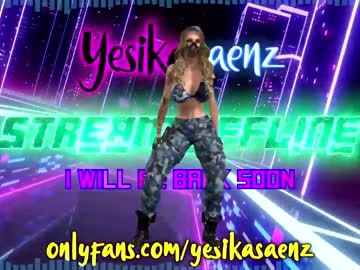 girl yesikasaenz image #3399855