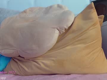 girl sellapink image #3171202