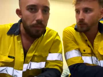 man straighttradie34 image #4150591