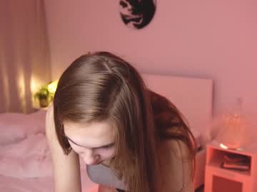 girl hailey_winsome image #2480390