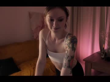 girl caught_in_4k image #2069682