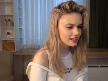 girl catecrago image #7013140