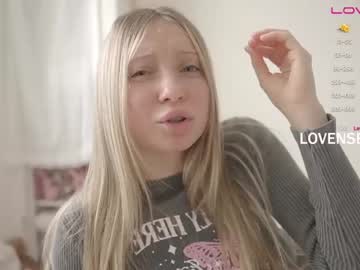 girl pureangeldolores image #6115971