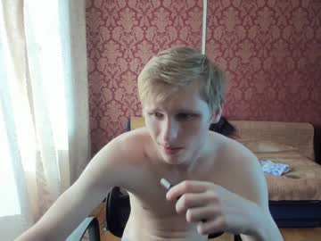 man goldkissboy image #5476253