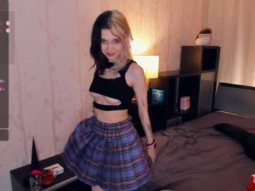 girl deliaderrick image #6290801